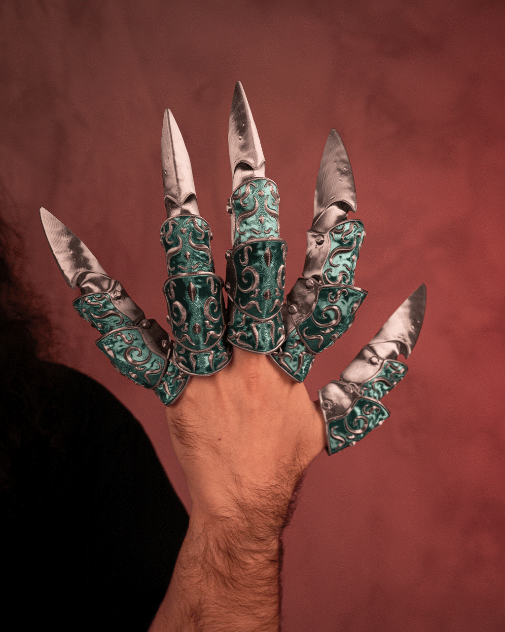 Chivalric Points Claws
