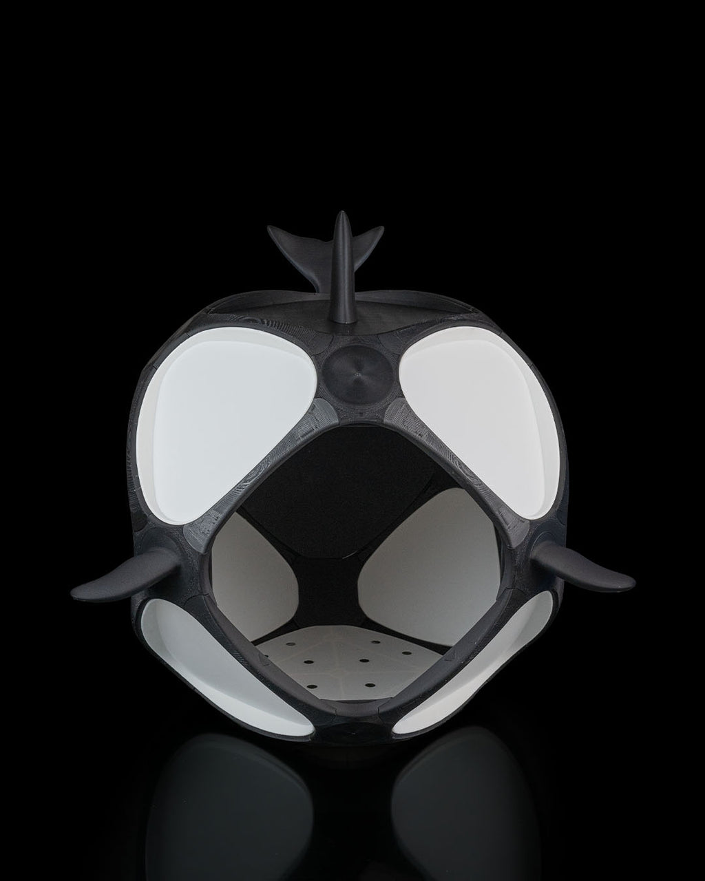 Orca Pet House
