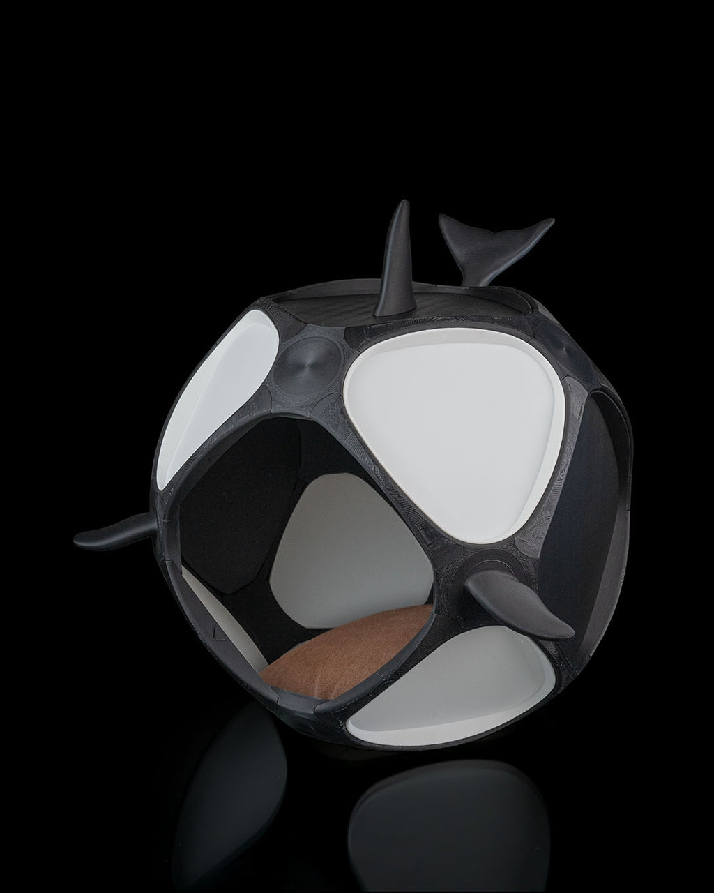 Orca Pet House